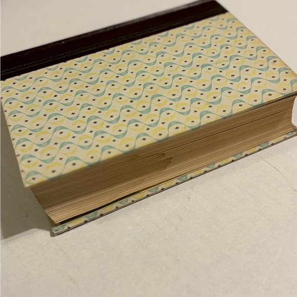 Readers Digest Patterned Book - Picture 2 of 3